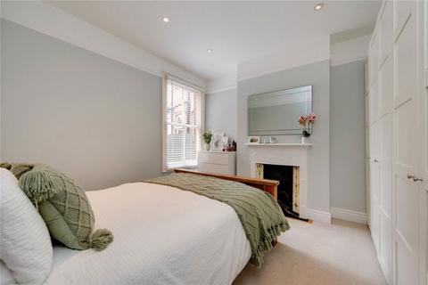 2 bedroom maisonette for sale, Mora Road, London NW2