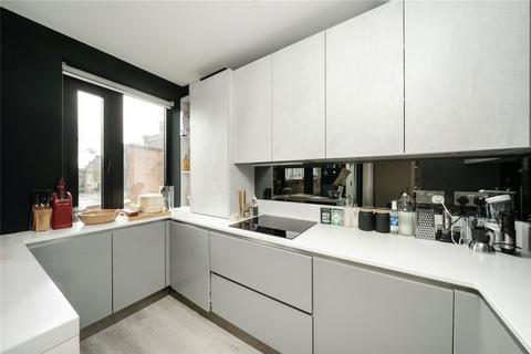 2 bedroom flat for sale, Honeywood Road, London NW10