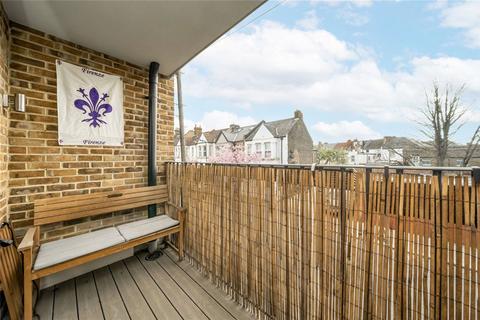 2 bedroom flat for sale, Honeywood Road, London NW10