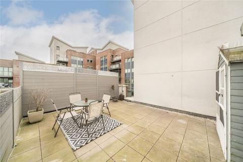 2 bedroom flat for sale, Donnington Road, London NW10