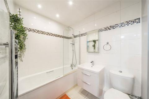 2 bedroom flat for sale, Donnington Road, London NW10