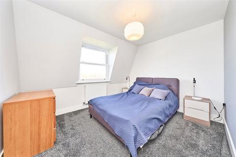 2 bedroom flat for sale, Lewin Road, London SW16