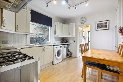 10 Inglemere Road, Mitcham, CR4 2BT