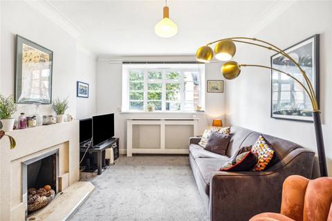 undefined, The High, London SW16