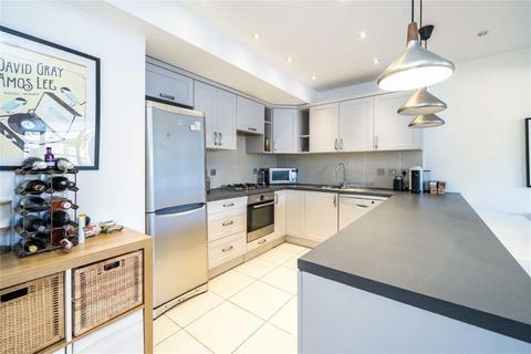 2 bedroom flat for sale, Romeyn Road, London SW16