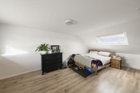 2 bedroom apartment for sale, Burnham Way, Ealing, W13