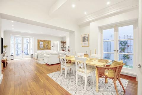 2 bedroom flat for sale, Courtfield Gardens, London SW5