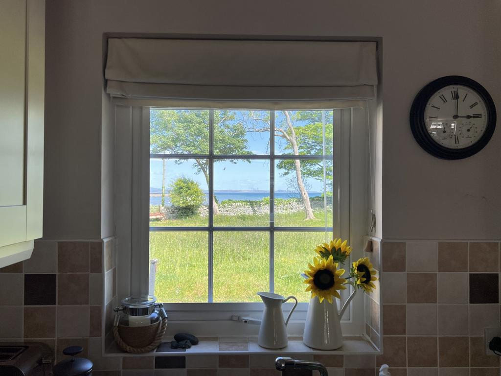 Seascape, 3 Wyllies Close, Garlieston - Williamson
