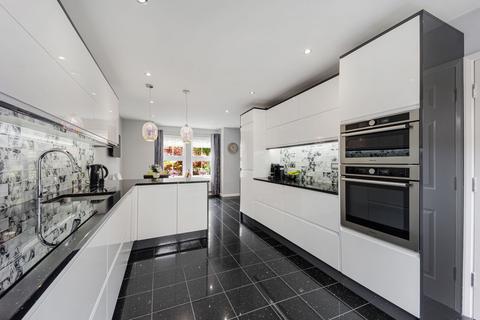 5 bedroom detached house for sale, Stalbridge Drive, Runcorn WA7