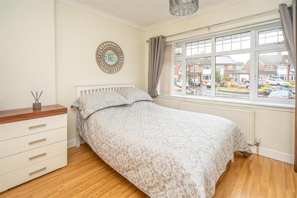 9 Sutherland Drive - Bedroom 2.jpg