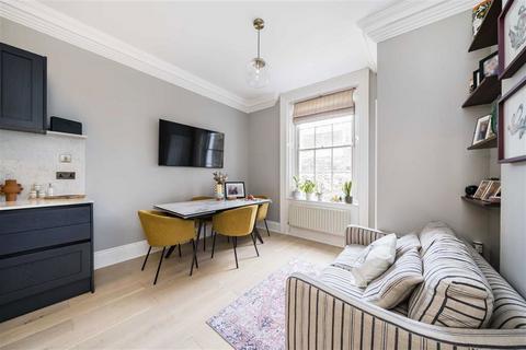 2 bedroom flat for sale, St. Georges Square, London SW1V