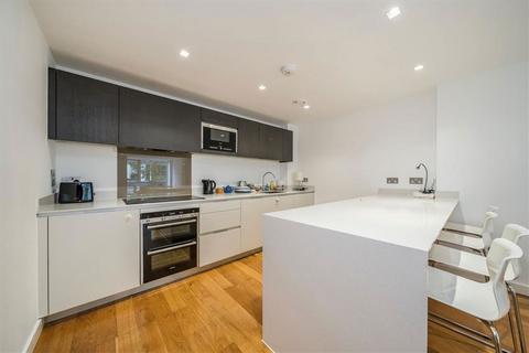 3 bedroom flat for sale, Wenlock Road, London N1