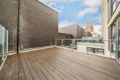 3 bedroom flat for sale, Wenlock Road, London N1