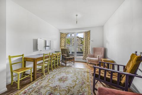 2 bedroom flat for sale, Cedar Lodge, Wood Vale, London, SE23