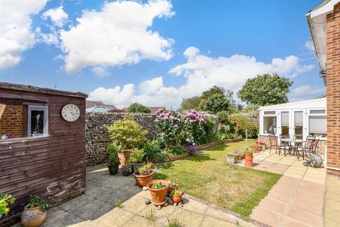 5 Fairacre, Broadstairs, CT10 2JN