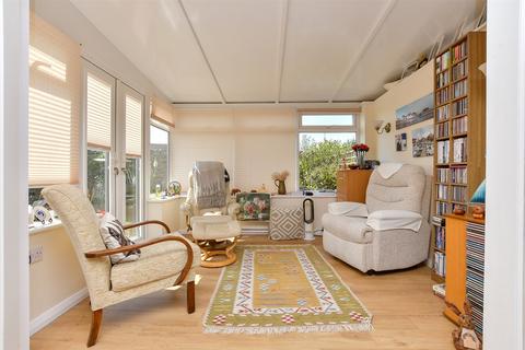 5 Fairacre, Broadstairs, CT10 2JN