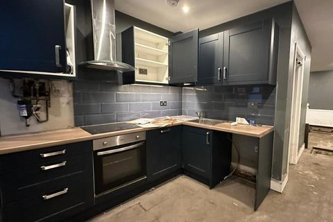 Flat 3, 13 High Street, Carshalton, SM5 3AP