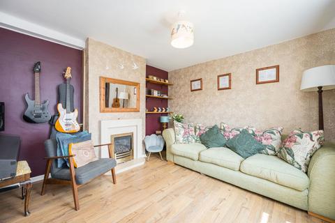 1 Bishop Crescent, Abergavenny, NP7 6BT