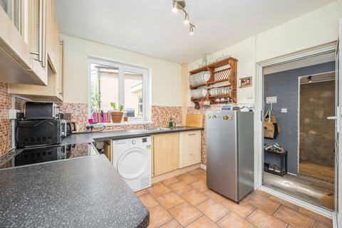 1 Bishop Crescent, Abergavenny, NP7 6BT