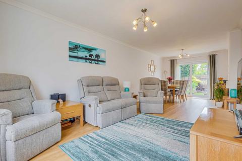 4 bedroom semi-detached house for sale, Lancaster Road, Rayleigh, SS6