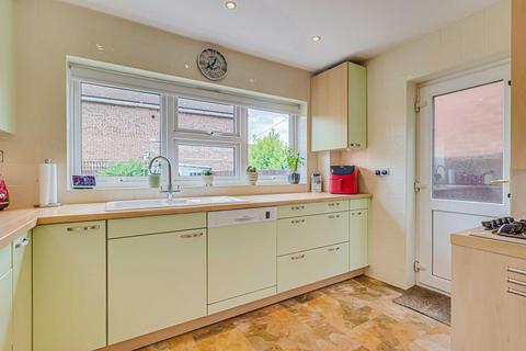 4 bedroom semi-detached house for sale, Lancaster Road, Rayleigh, SS6