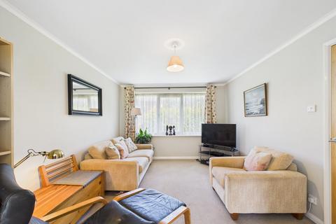 3 bedroom semi-detached house for sale, Tennyson Avenue, Hitchin, SG4
