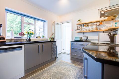 undefined, Haroldslea Drive, Horley RH6