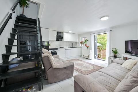 3 bedroom house for sale, Cunard Walk, Canada Water, London, SE16