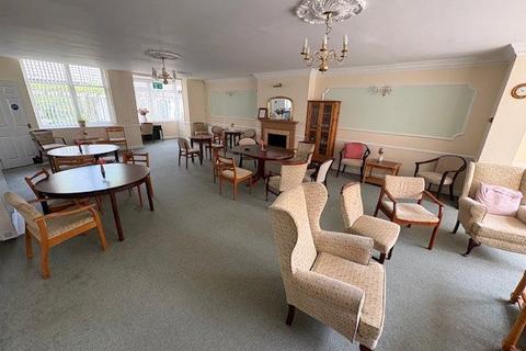 2 bedroom apartment for sale, Cambridge Court, Cambridge Road, Southend-on-Sea, Essex, SS1