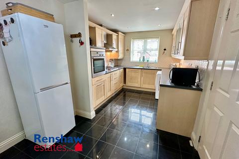 4 bedroom semi-detached house for sale, Gayton Road, Ilkeston, Derbyshire