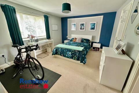 4 bedroom semi-detached house for sale, Gayton Road, Ilkeston, Derbyshire