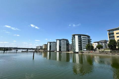 1 bedroom apartment for sale, Basin Approach, London E16