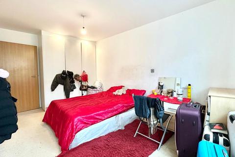 1 bedroom apartment for sale, Basin Approach, London E16