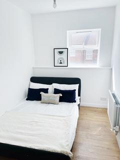 1 bedroom in a flat share to rent, King Street, Bristol BS5