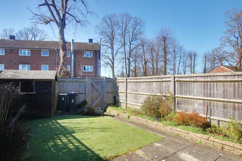 undefined, Romsey