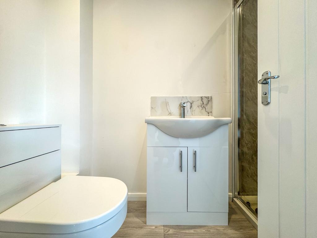 Ensuite