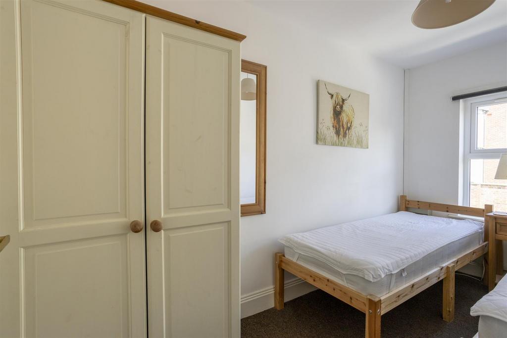 Flat 4 Escrick Street 16.jpg