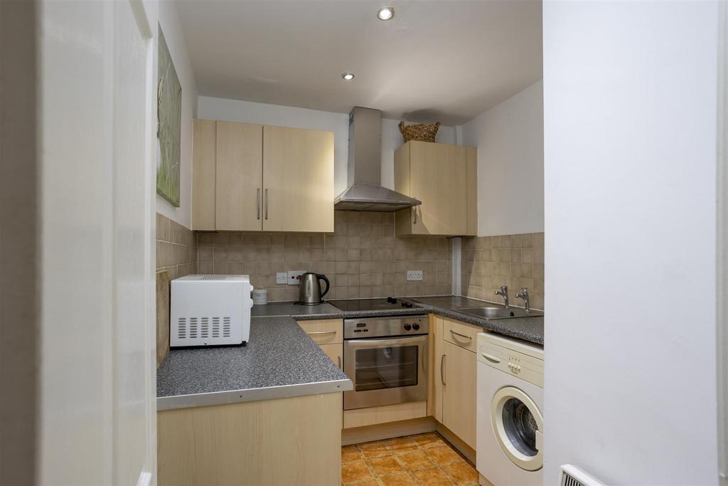 Flat 4 Escrick Street 11.jpg