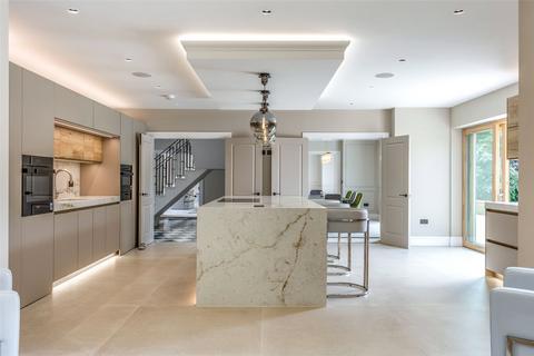 6 bedroom detached house for sale, North Street, Winkfield, Windsor, Berkshire, SL4