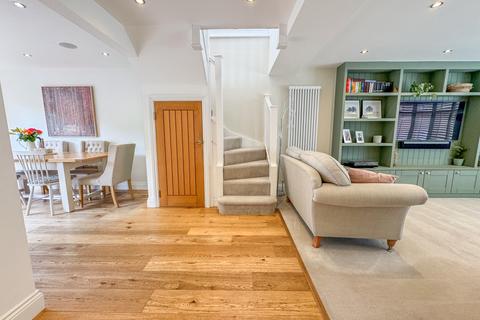 30 Claybrick Avenue, Hockley, SS5 4PS