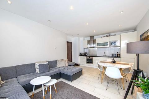 2 bedroom flat for sale, Carthusian Street, London EC1M