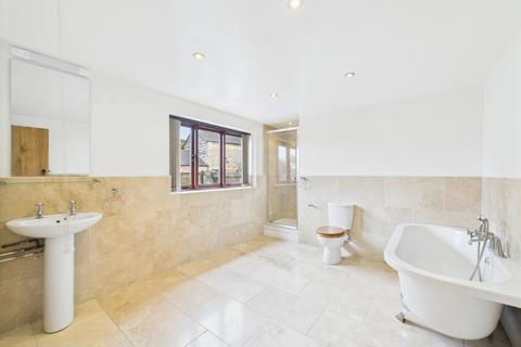 4 bedroom barn conversion to rent, The Wagon Barn, Manor Lane, Bredons Norton, GL20