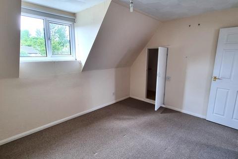 9 Dakings Drift, Halesworth, IP19 8TQ