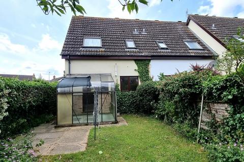 9 Dakings Drift, Halesworth, IP19 8TQ