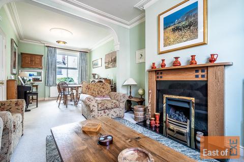 4 bedroom terraced house for sale, Cavendish Road, Heavitree