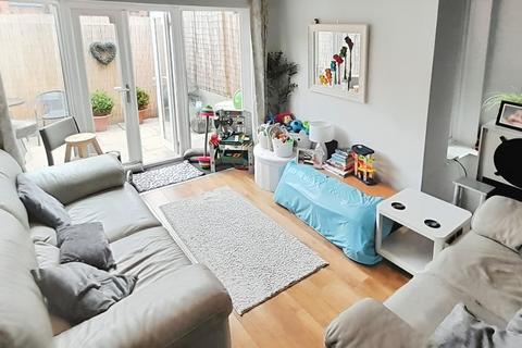 2 bedroom detached house for sale, Latimer Street, Leicester