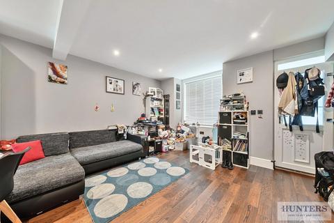 10 Overton Road, London, SE2 9SD
