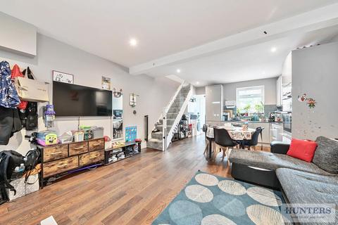10 Overton Road, London, SE2 9SD