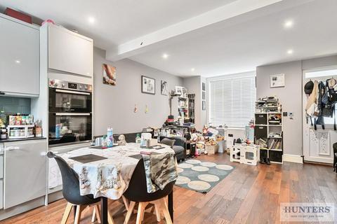 10 Overton Road, London, SE2 9SD