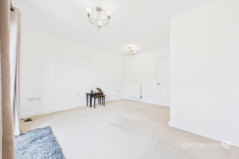 17 Broomfields Close, Tean, Stoke-on-trent, ST10 4FB